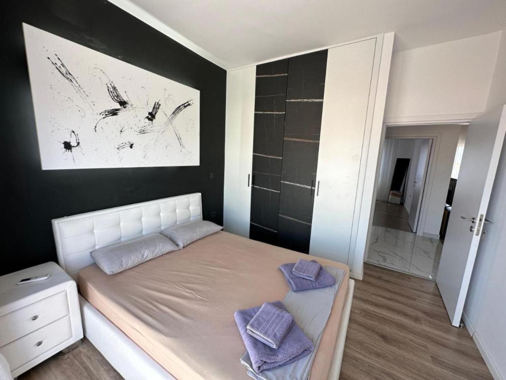H&O Boulevard Breeze Apartment! Pafos Exterior foto