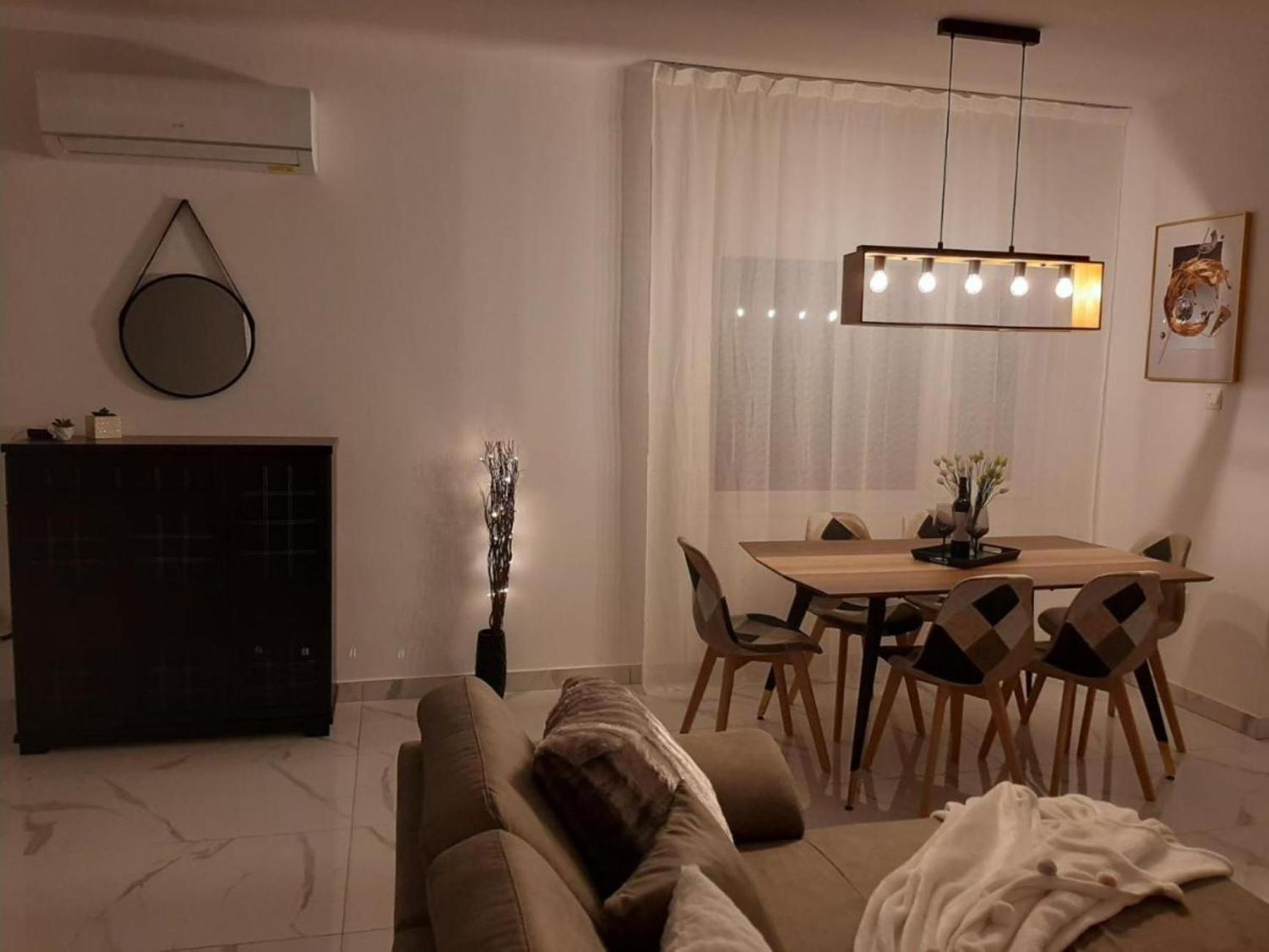 H&O Boulevard Breeze Apartment! Pafos Exterior foto