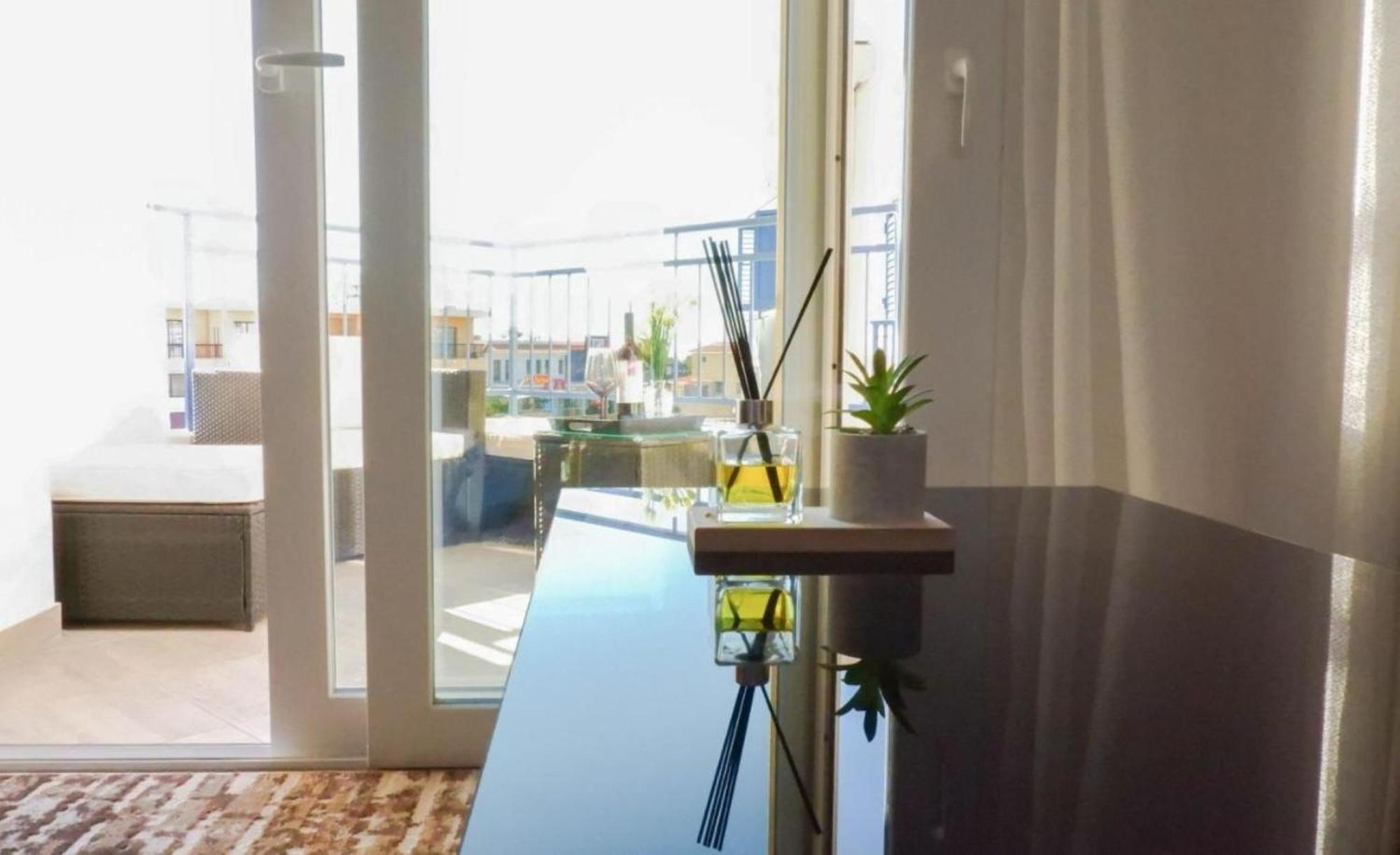 H&O Boulevard Breeze Apartment! Pafos Exterior foto